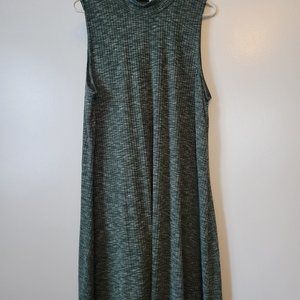 Sleeveless Summer Dress with High Collar